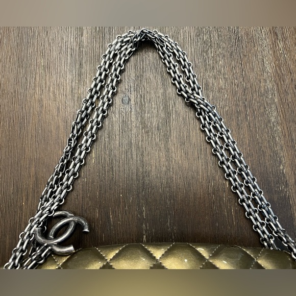 HP GUC Chanel Metallic Patent Leather Bowler w/ Hologram & card. Color transfer. - Picture 11 of 16